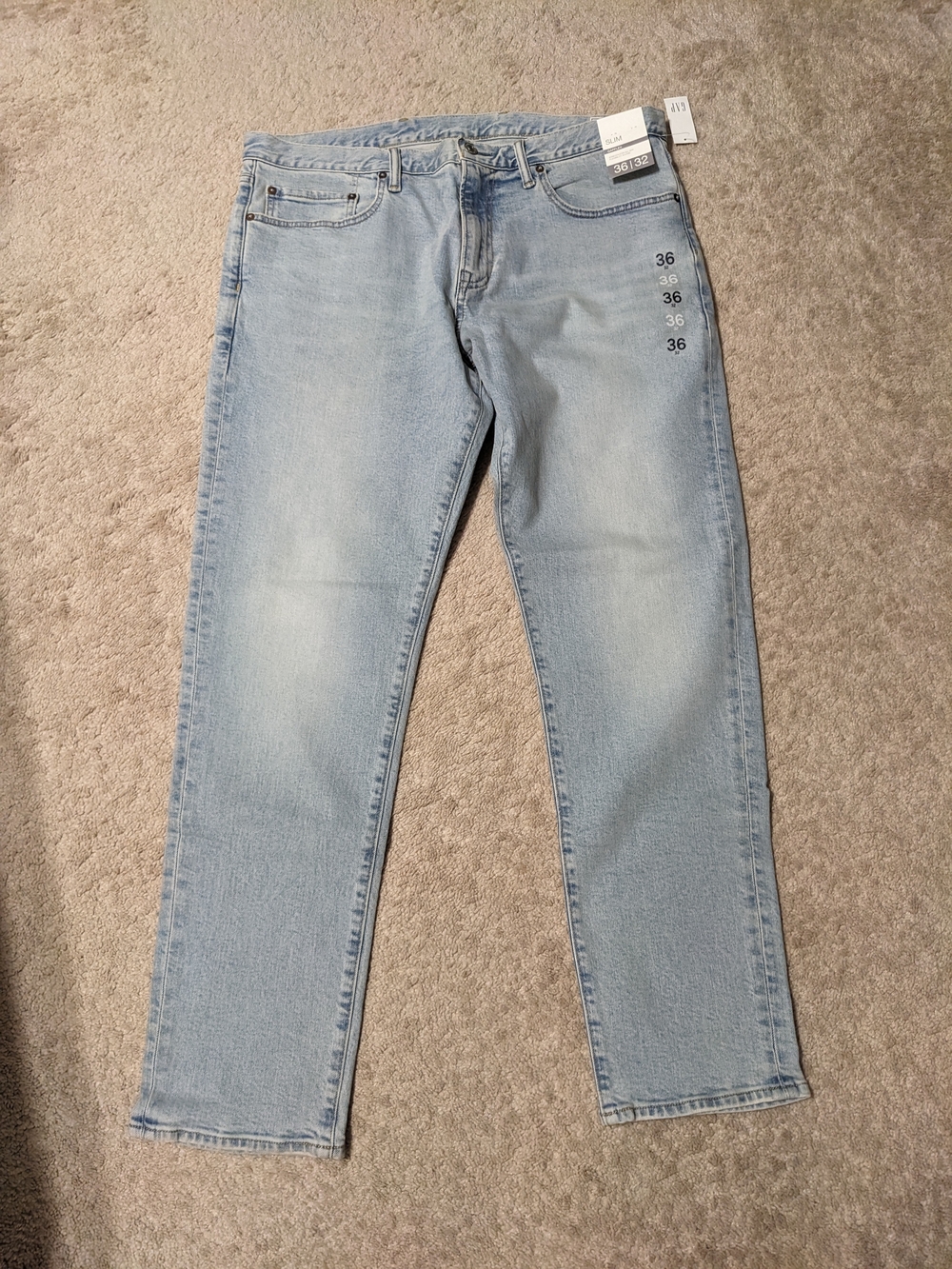 Men's Light Wash Blue Jeans - Classic Straight Fit